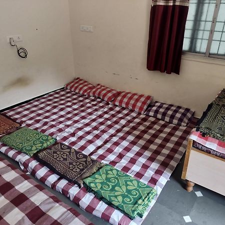 Samarth Sawali Guest House, Vidhyanagar Akkalkot Akalkot Exteriör bild
