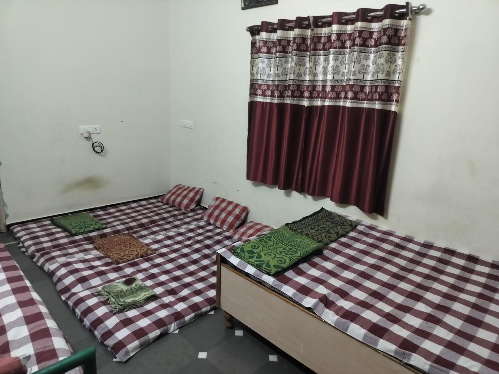 Samarth Sawali Guest House, Vidhyanagar Akkalkot Akalkot Exteriör bild